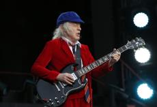 acdc-12.jpg