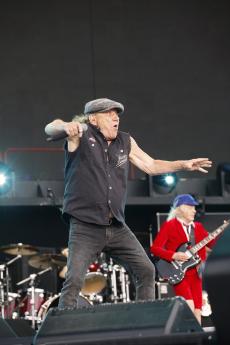 acdc-15.jpg