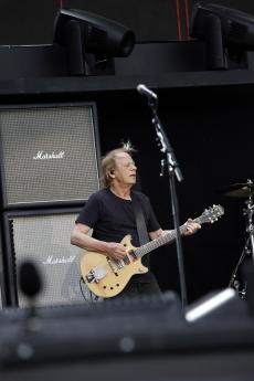 acdc-30.jpg