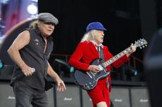 acdc-9.jpg