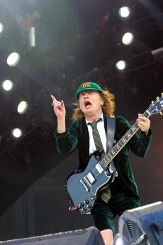 acdc-praha-2016-11.jpg