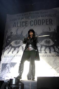 02-alice-cooper-1.jpg