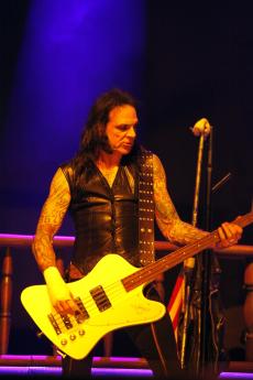 02-alice-cooper-18.jpg