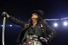 02-alice-cooper-4.jpg