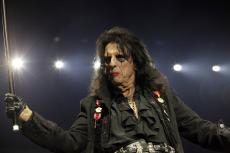 02-alice-cooper-9.jpg