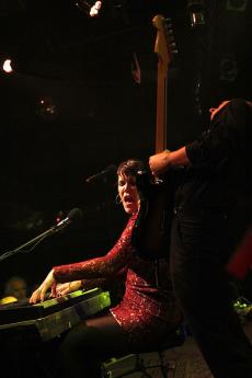 beth-hart-21.jpg