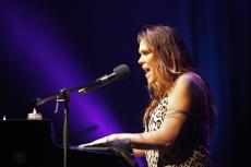 beth-hart-praha-2019-12.jpg