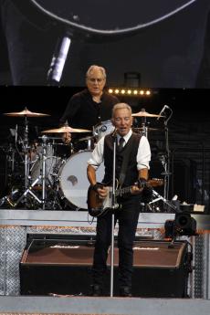 springsteen-beat-2025-5.jpg