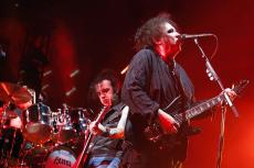 01-the-cure-14.jpg