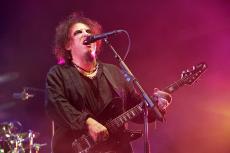 01-the-cure-18.jpg