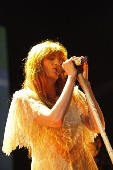 02-florence-and-the-machine-1.jpg