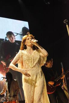 02-florence-and-the-machine-2.jpg