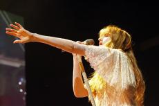 02-florence-and-the-machine-3.jpg