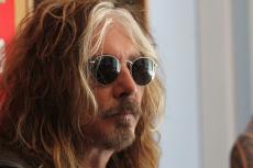 dead-daisies-14.jpg