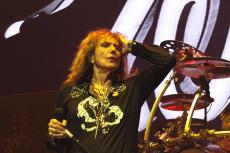 1-whitesnake-22.jpg
