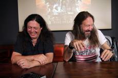 hammerfall-10.jpg