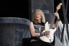 iron-maiden-14.jpg