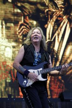 iron-maiden-16.jpg