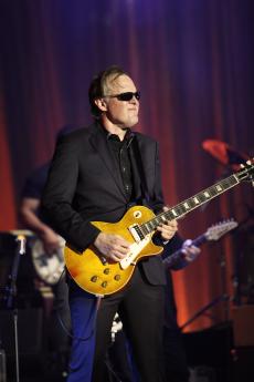 bonamassa-6.jpg