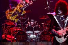 kiss-praha-2023-11.jpg