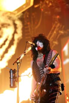 kiss-praha-2023-19.jpg