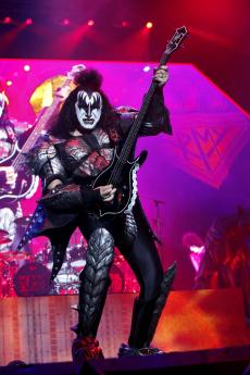 kiss-praha-2023-2.jpg