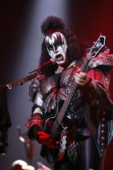 kiss-praha-2023-32.jpg