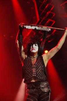 kiss-praha-2022-24.jpg