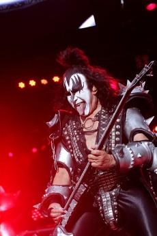 kiss-brno-42.jpg