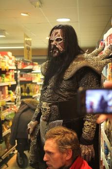 0702lordi975.jpg