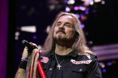lynyrd-skynyrd-prague-25-15.jpg