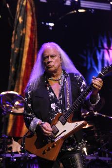 lynyrd-skynyrd-prague-25-4.jpg