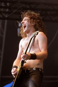 airbourne-1.jpg