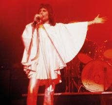 queen-05.jpg