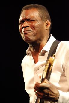 robert-cray-beat-2023-10.jpg