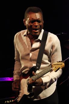 robert-cray-beat-2023-14.jpg