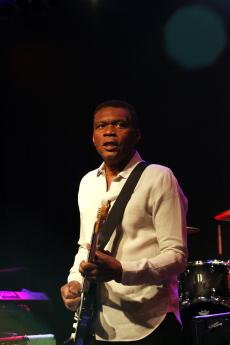 robert-cray-beat-2023-3.jpg