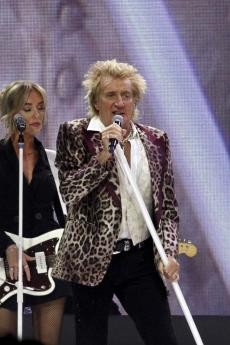 rod-stewart-2024-beat-5.jpg