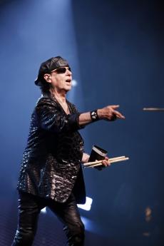 scorpions-praha-2022-23.jpg