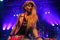 steel-panther-4120.jpg
