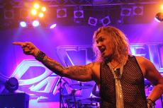 steel-panther-4619.jpg