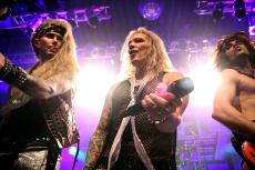 steel-panther-4754.jpg