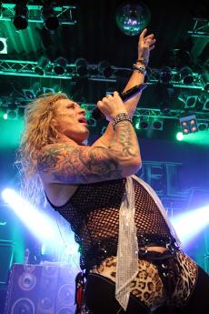 steel-panther-4824.jpg
